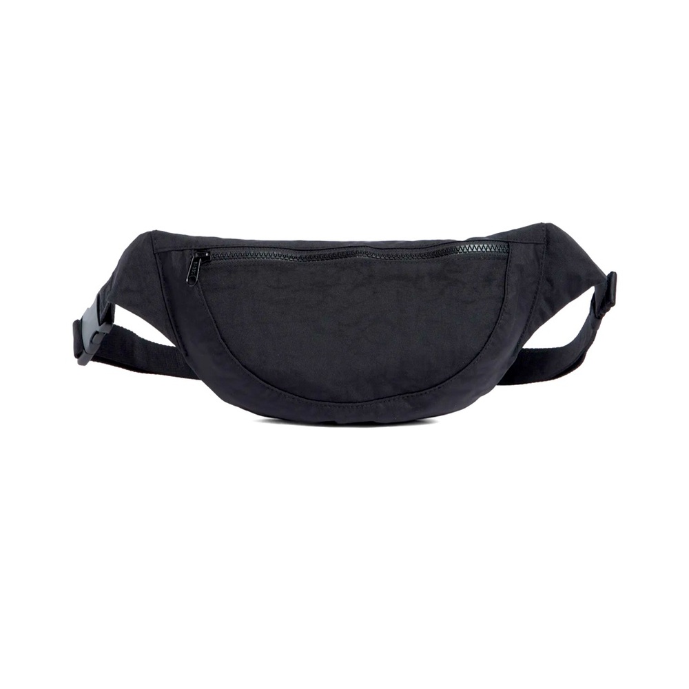 BAGGU Crescent Fanny Pack in Black